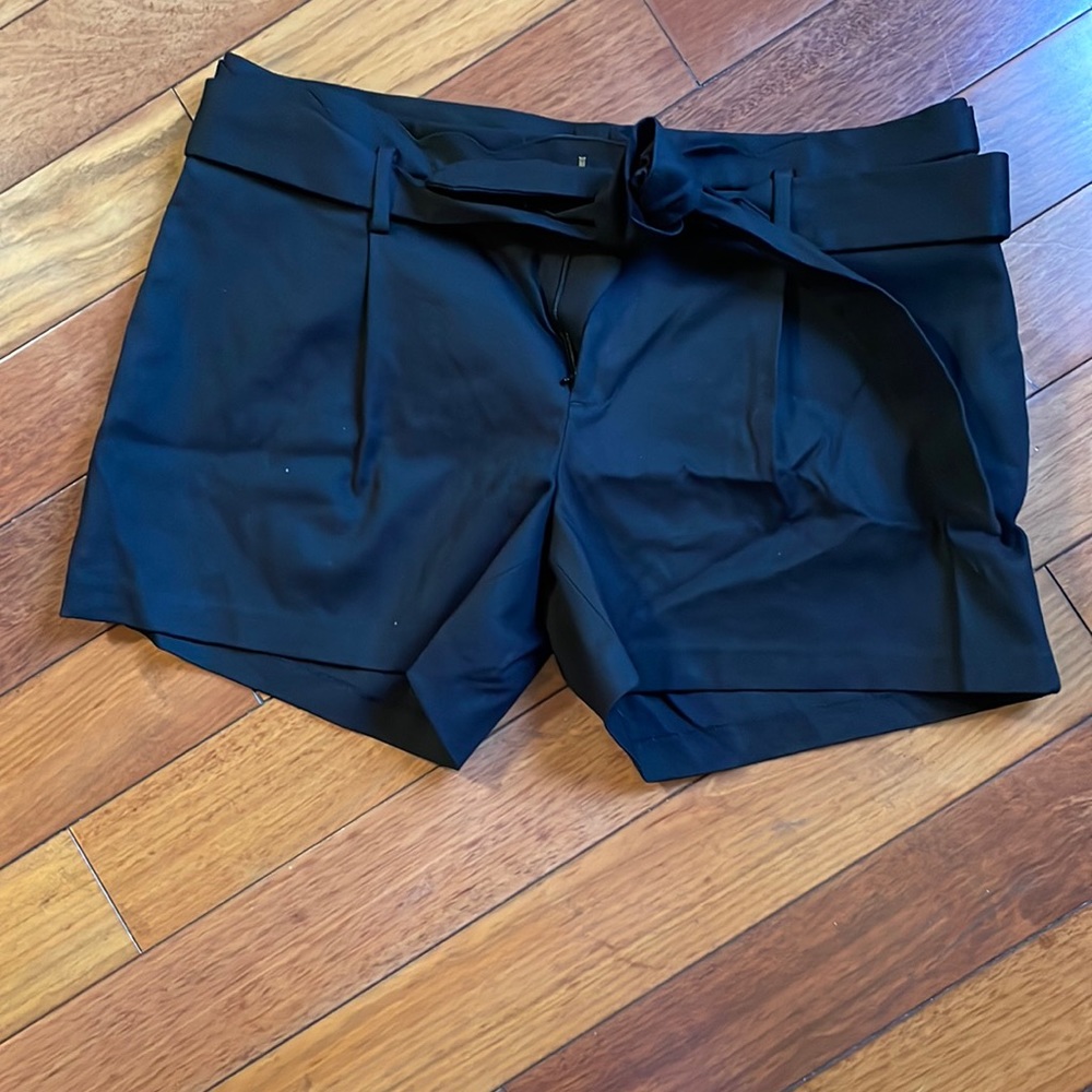 Black Banana Republic shorts - Sz 14